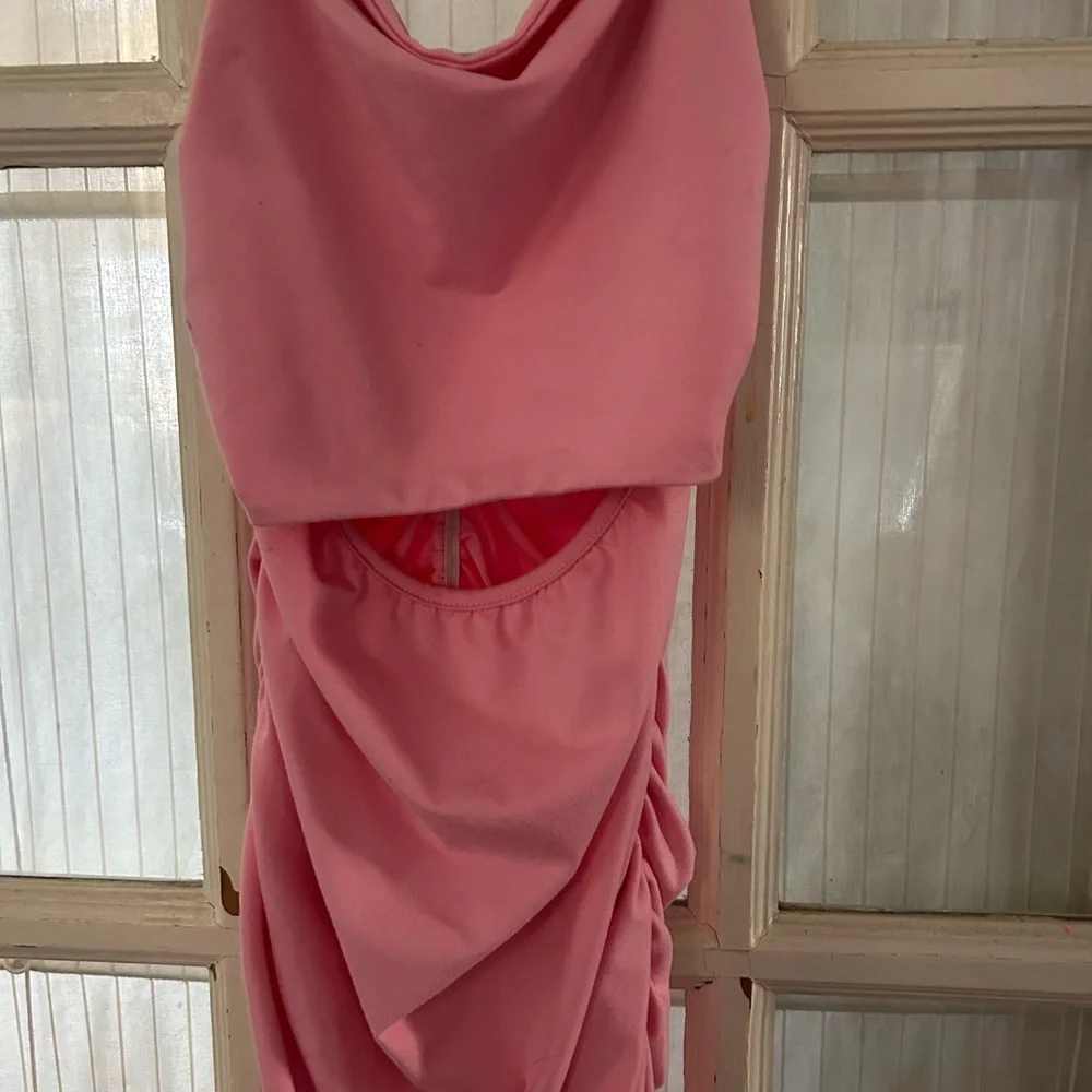 Pink Ruched Dress - Picture 3 of 4